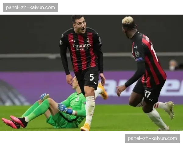 AC米兰0-1不敌拉齐奥终结本赛季客场不败纪录